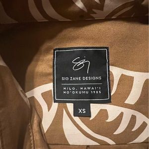 Sig Zane Year of the Tiger button up aloha shirt